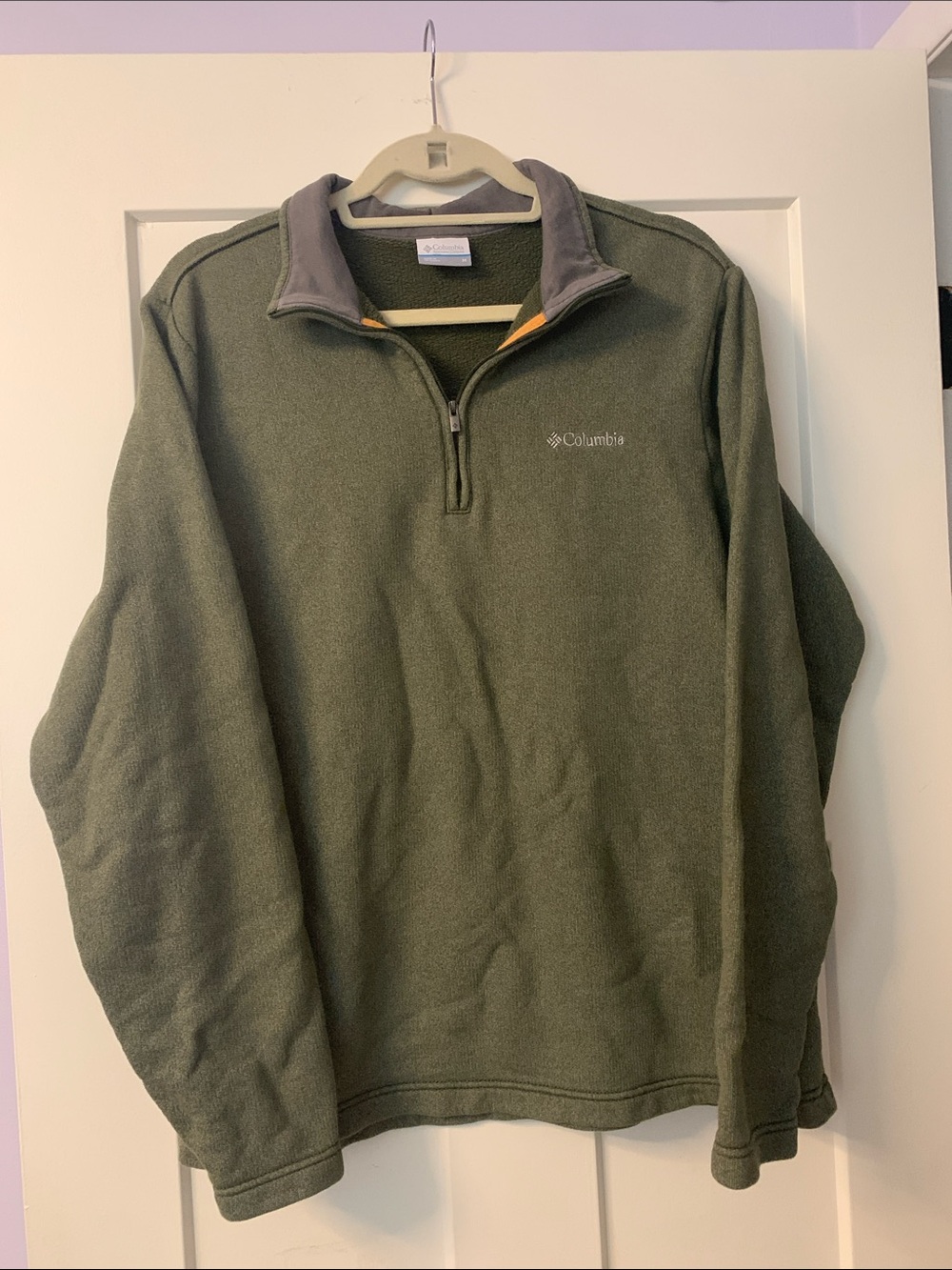 Columbia Men's Olive Green Quarter-Zip Fleece with Gray Collar
